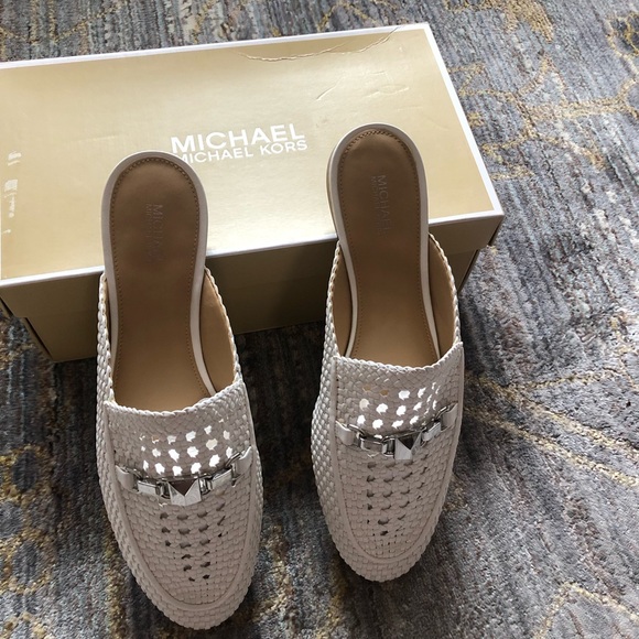 MK slides - Picture 3 of 3